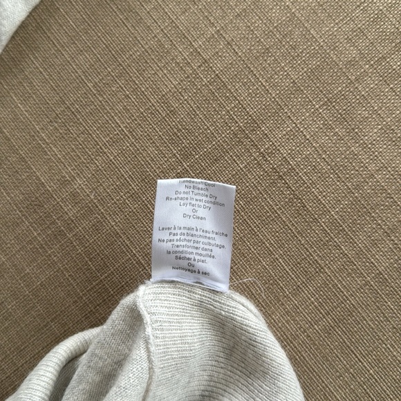 Aritzia Talula Sweater Dress - Picture 7 of 7